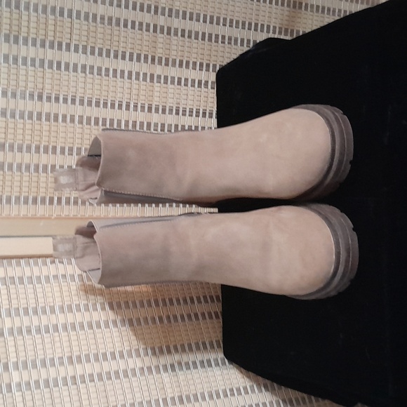 Rocket Dog Iggie Chelsea boots - Picture 7 of 10